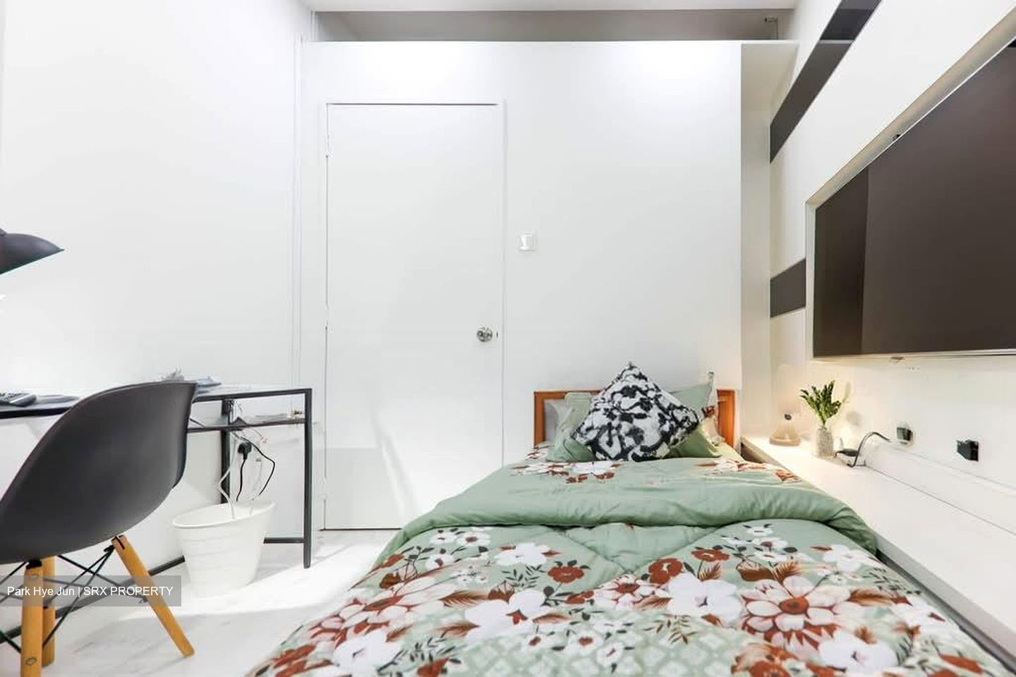 Centro Residences (D20), Condominium #539832431